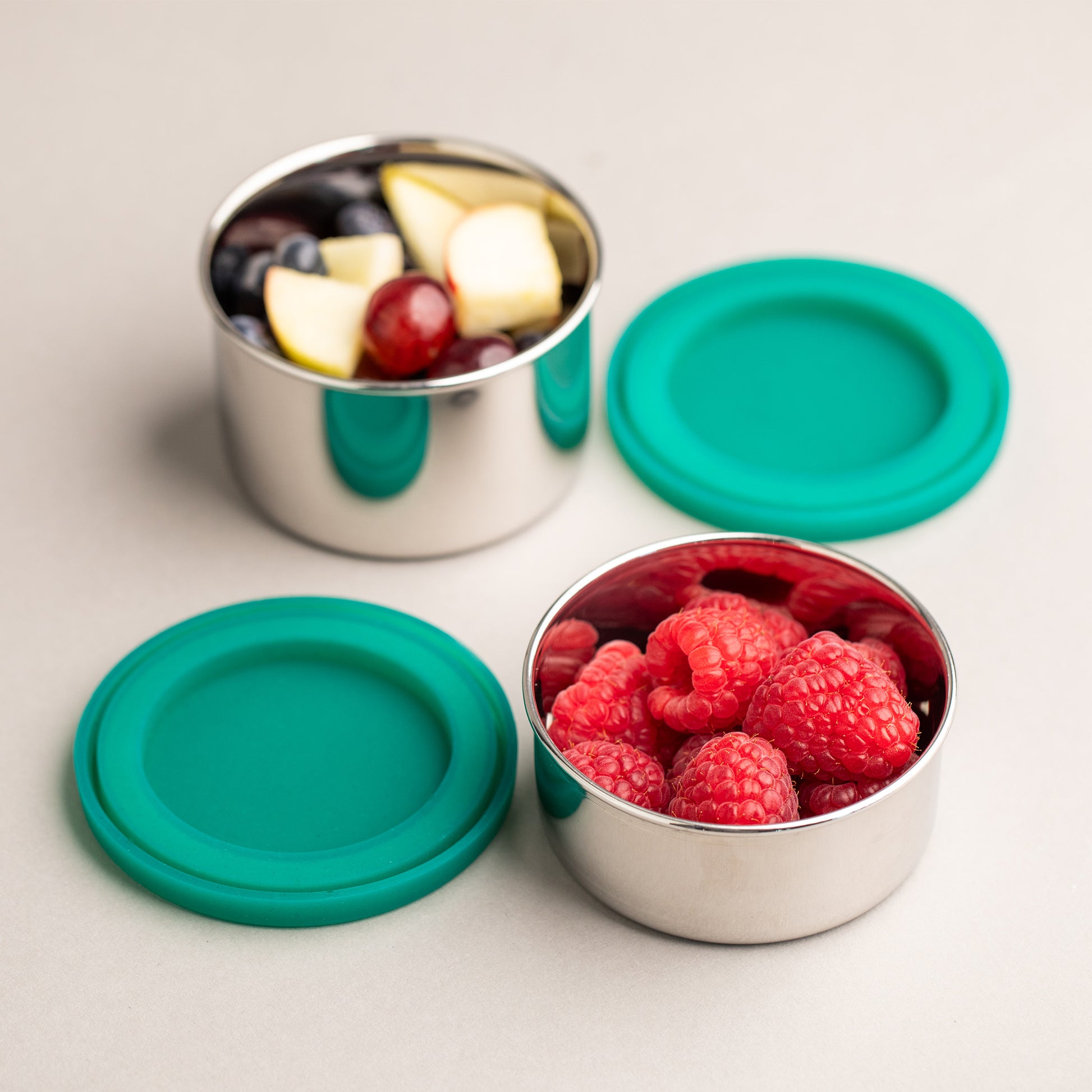 RVS snackbox en fruitbakje met siliconen deksel