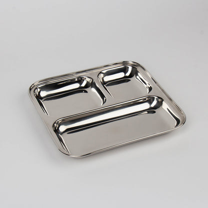 rvs bento bord met vakken op witte achtergrond